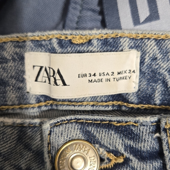 Zara Women's Cropped Jeans Raw Hem Sz 2 - Picture 2 of 6